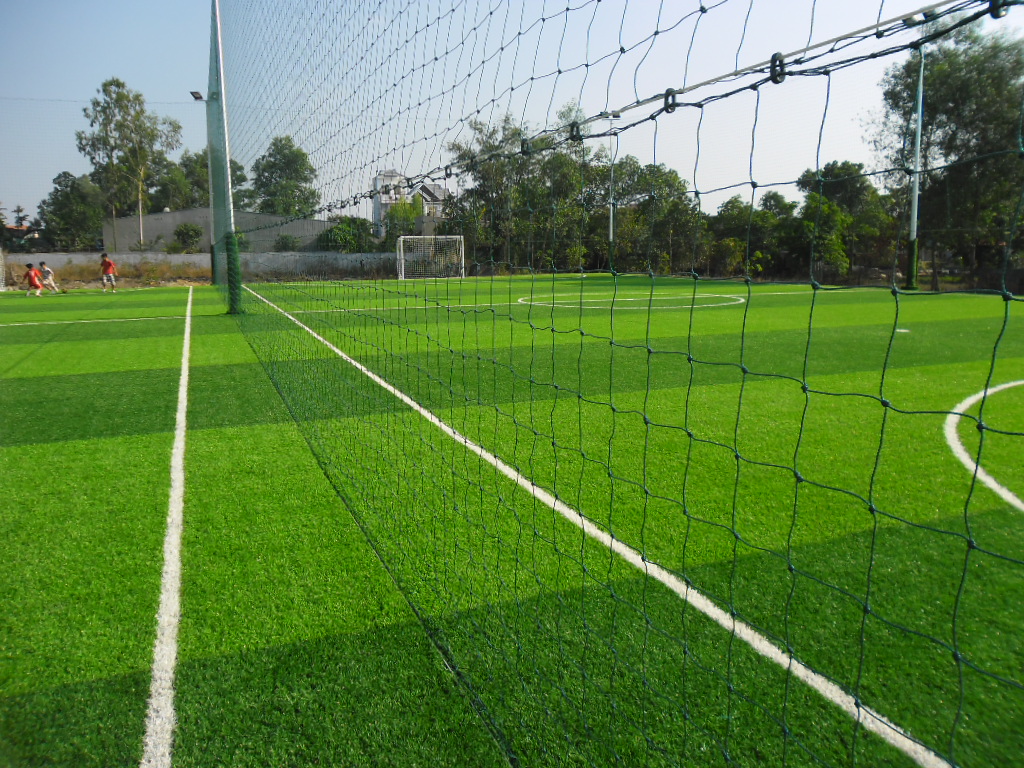 Lưới chắn bóng sân cỏ nhân tạo