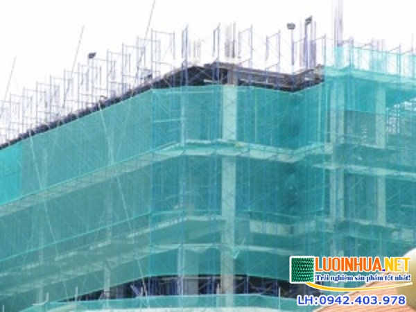 Lưới che chắn công trình được làm từ chất liệu gì