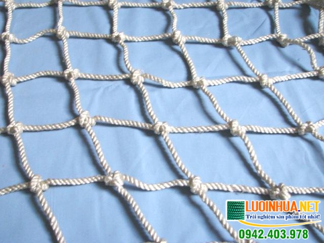 Tại sao nên mua lưới ô vuông 2 ly làm lưới chống rơi