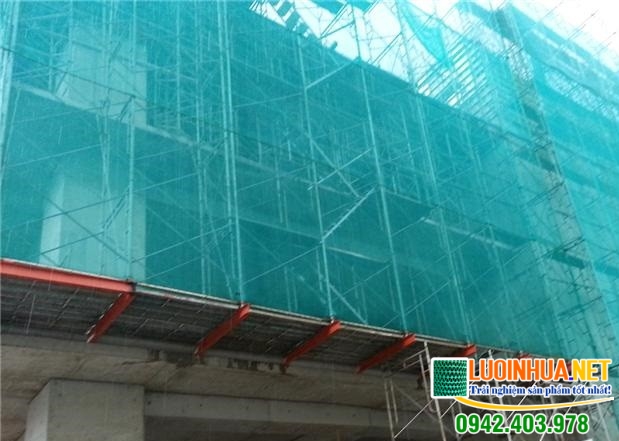 Bàn giao đơn hàng lưới chống bụi cho chị Tâm