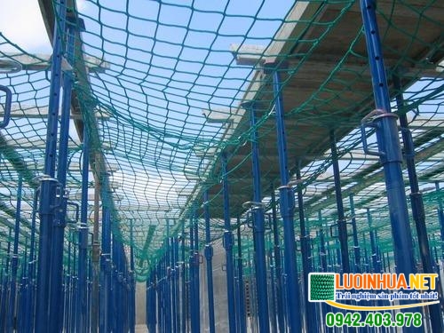 Tại sao giá lưới an toàn xây dựng lại đa dạng