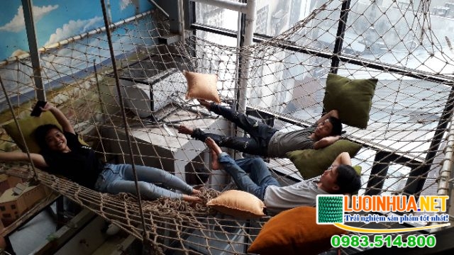 Mua lưới an toàn giếng trời dù trắng cao cấp ở đâu