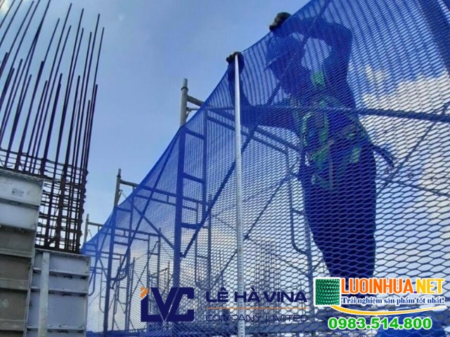 Lưới nhựa PVC chống cháy cho công trình